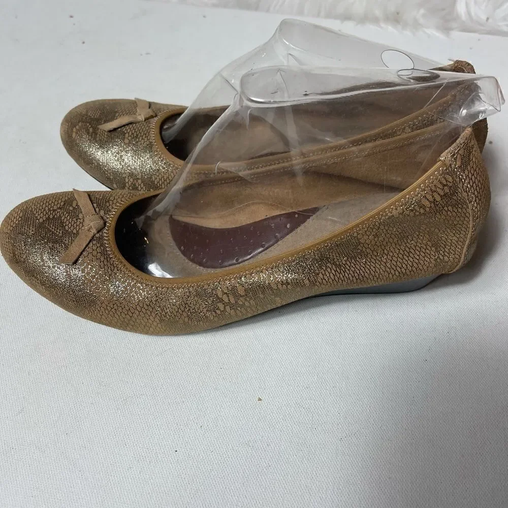 Hush Puppies golden brown iridescent wedge SZ9.5